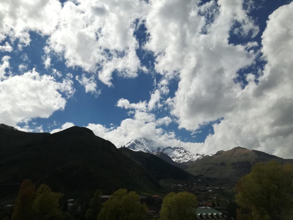 Guest House On V. Pshavela 50 Kazbegi Exterior foto